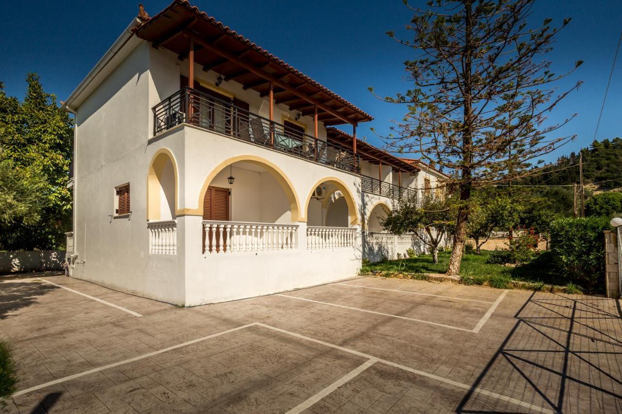 Kiki Studios Каламакион Экстерьер фото
